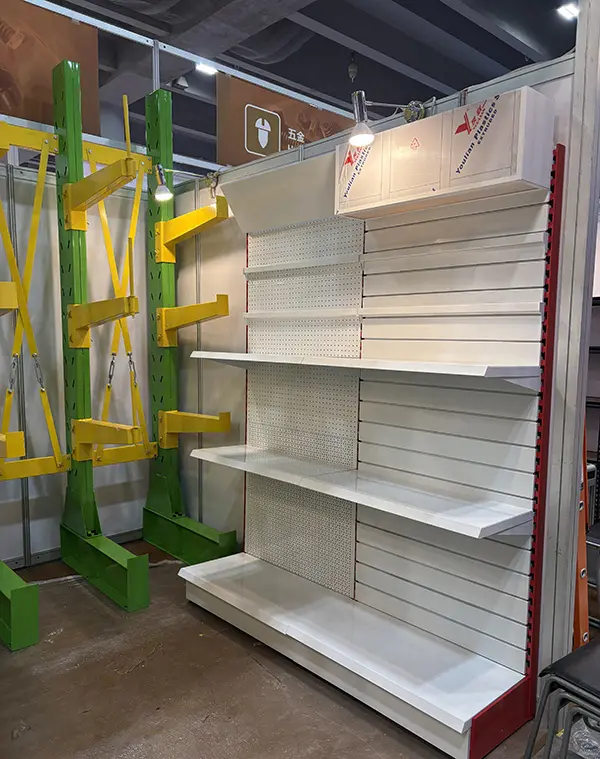 Internationales Vertriebsteam HEDA Shelves