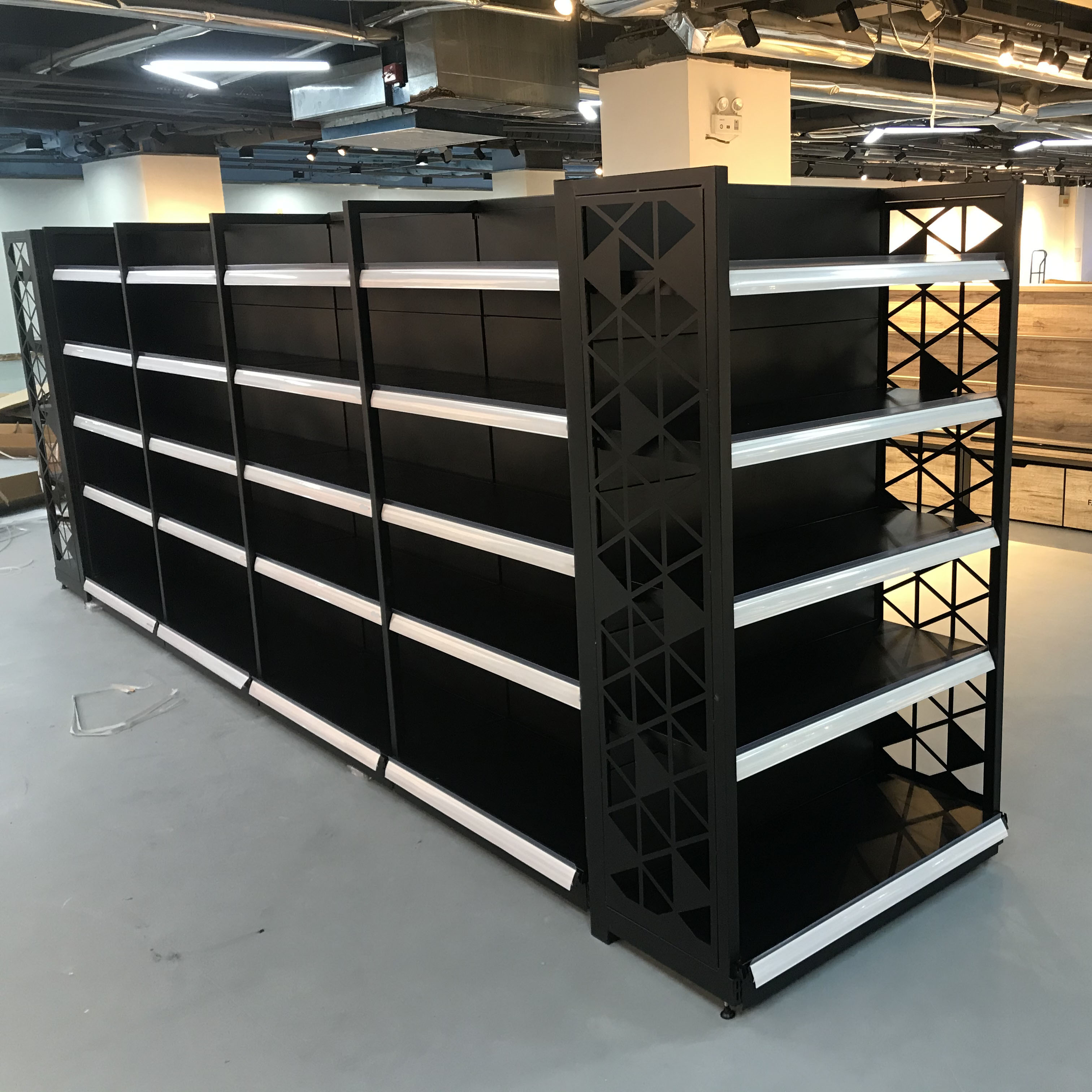 Neues Design für Supermärkte zum Top-Preis: Doppelseitiges Gondelregal aus Stahl von Luoyang, hergestellt in China.