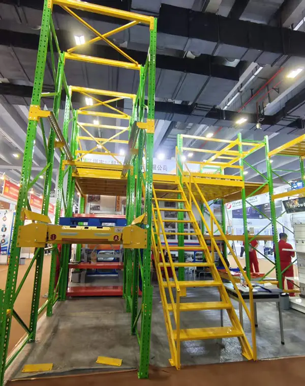Messeauftritt LogiMAT Fachbesucher