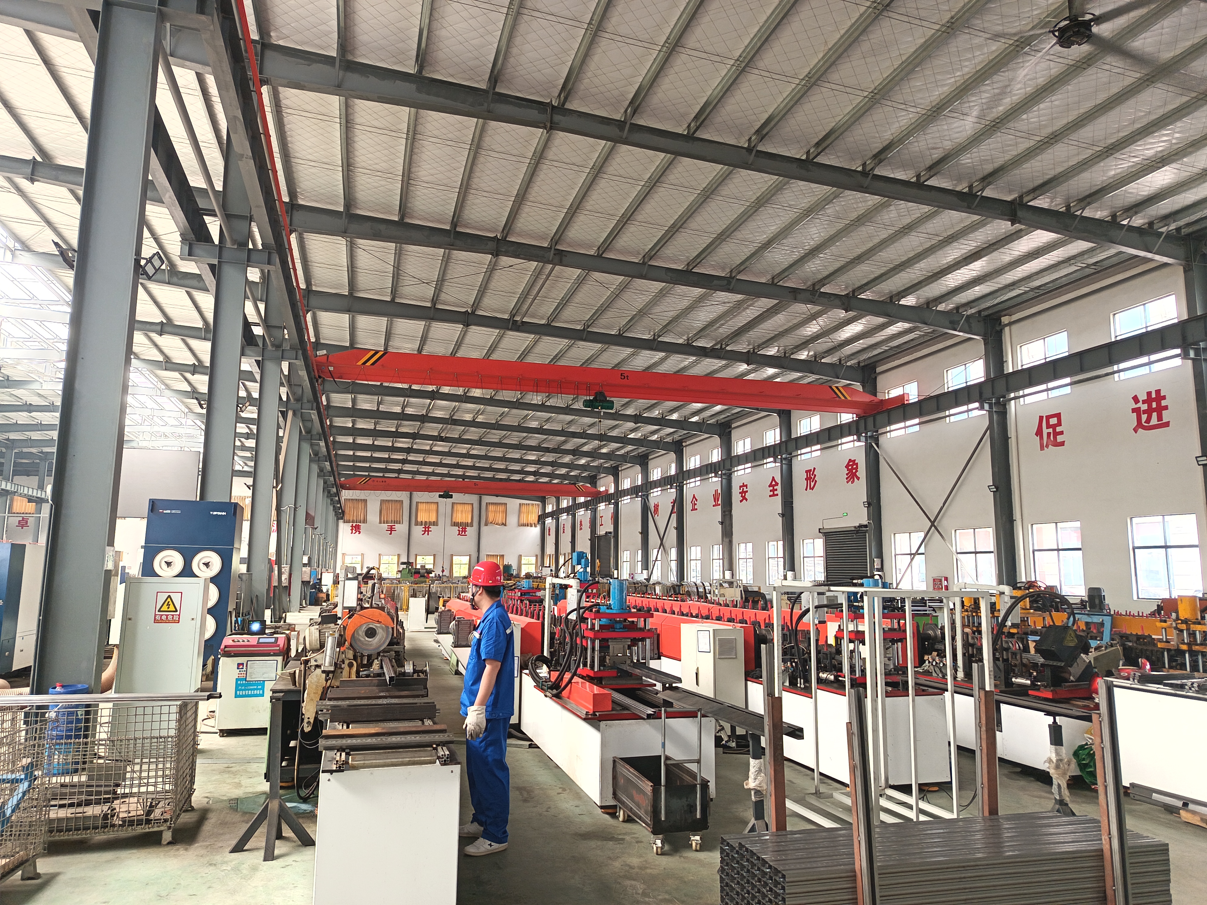 Light Duty Steel Storage Rack Adjustable Metal Shelving Warehouse Racking Corrosion Resistant Industrial Shelves