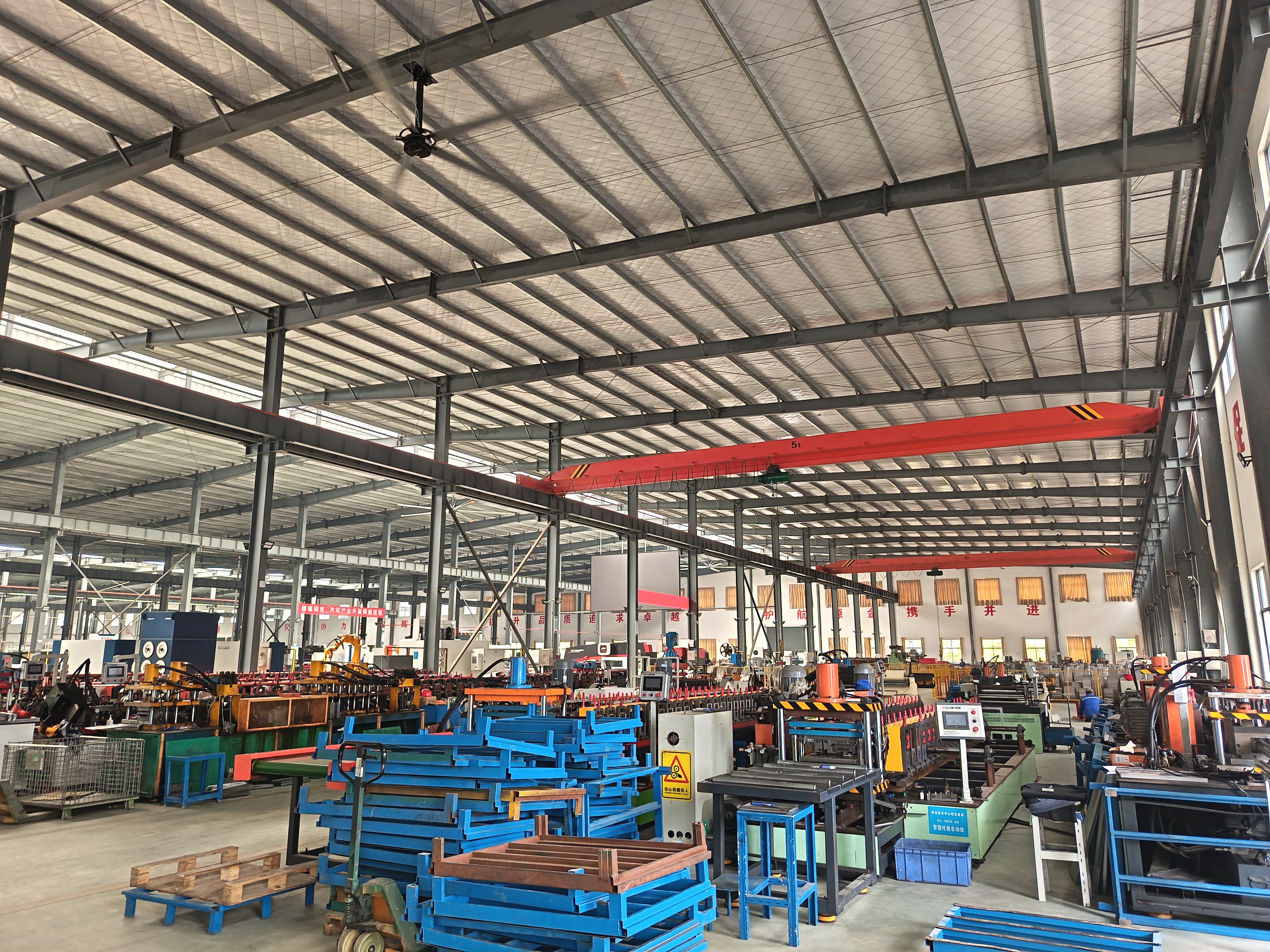 Light Duty Steel Storage Rack Adjustable Metal Shelving Warehouse Racking Corrosion Resistant Industrial Shelves