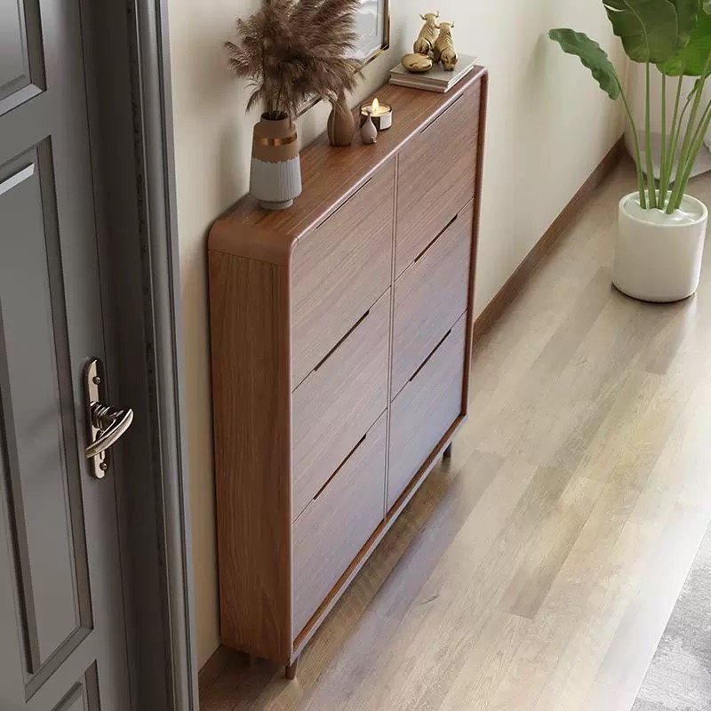 Modernes, umweltfreundliches und langlebiges Schuhregal aus MDF mit verstellbaren Ablagen, platzsparend und mit großem Stauraum für kleine Wohnzimmer.